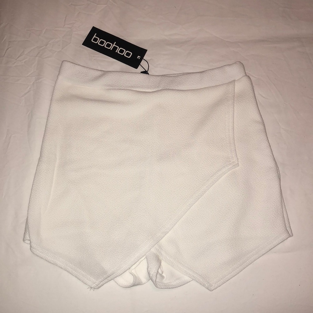 White envelope skirt